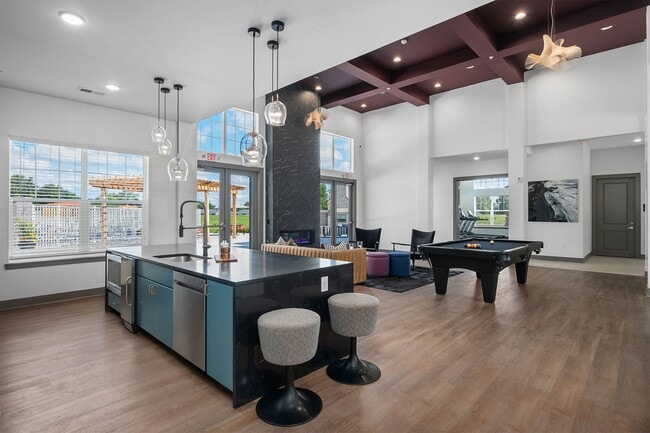 Shoreline Flats Apartments