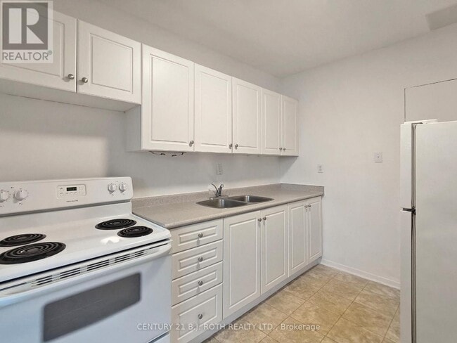 Photo - 37 Peel St Unit 405