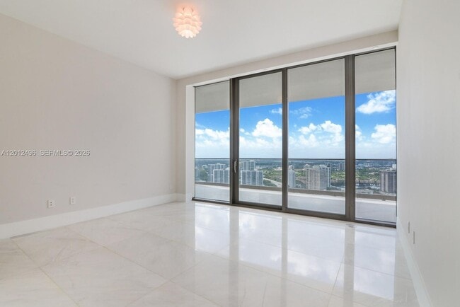 Photo - 18975 Collins Ave Unit 3803