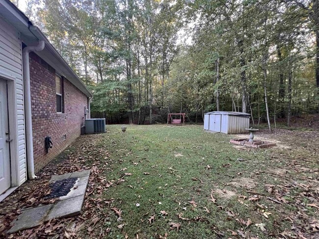 Photo - 671 Jenny St