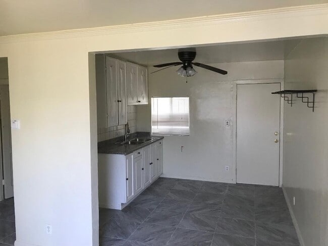 Photo - 1059 W 253rd St Unit 2
