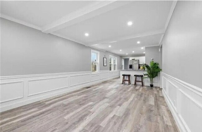 212 Greene St Unit 212-214 Greene St