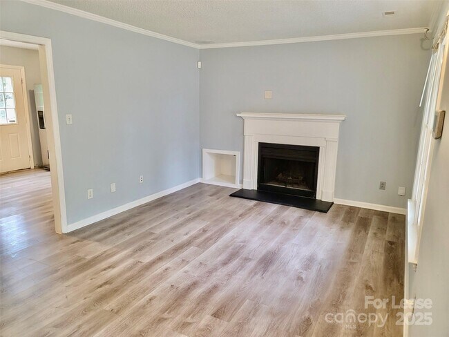 Photo - 6414 Rockshire Dr