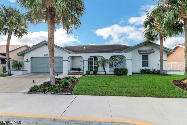 Photo - 1337 N Collier Blvd