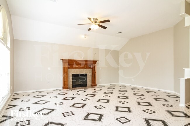 Photo - 9400 S Country Club Dr