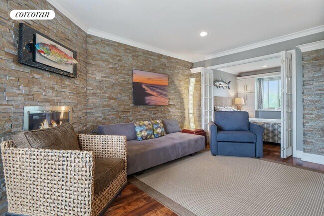 Photo - 707 Old Montauk Hwy