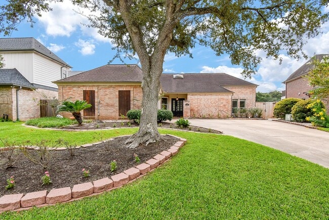 Photo - 1231 Creekford Cir