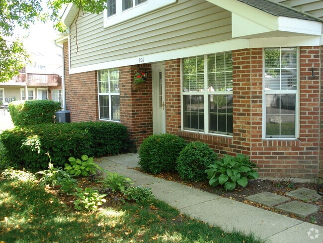 Building Photo - 906 W Happfield Dr Rental