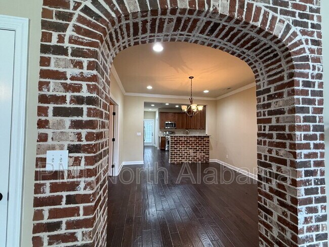 1012 Scarlet Woods