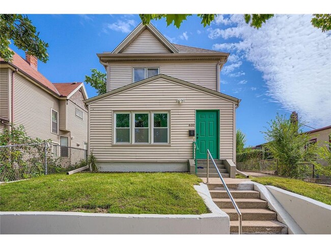 Building Photo - 610 Fairview Ave N