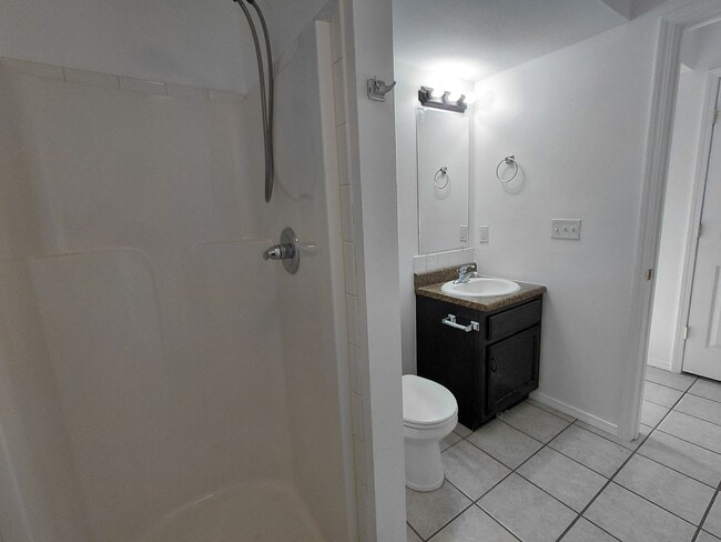 Building Photo - 24444 Sounder Ln Unit 24444 Sounder - C