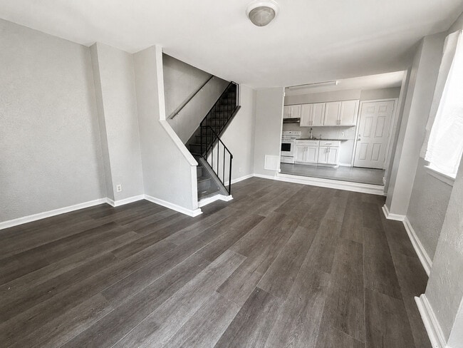 Photo - 2601 N Sartain St