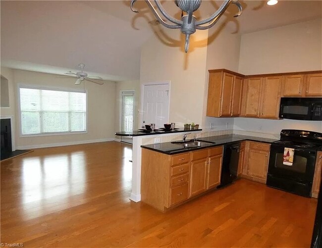 Photo - 4722 Tatton Park Cir Unit 3D