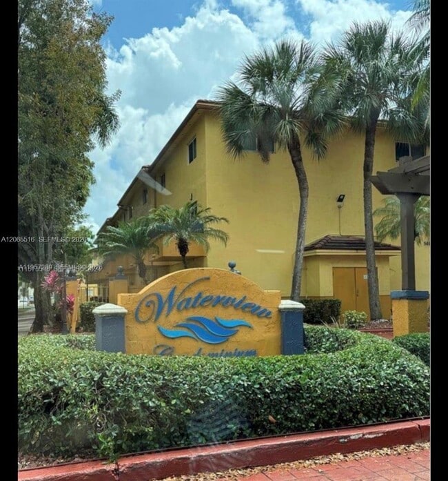 Building Photo - 8270 SW 149th Ct Unit 10-209