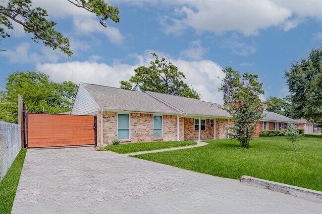 Photo - 10062 Haddington Dr