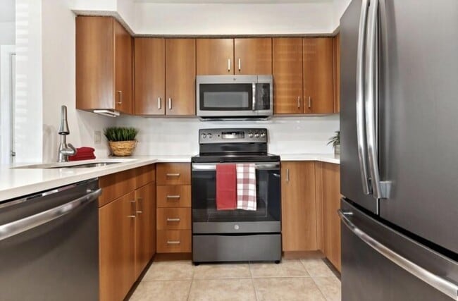 Photo - 1205 Crystal Way Unit G