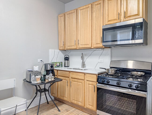 Photo - 2838 W Roosevelt Rd