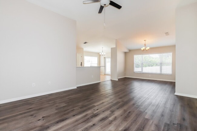 Photo - 11306 Yeager Ct