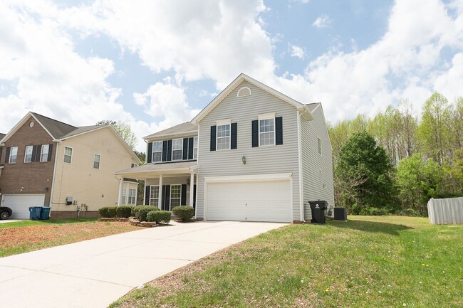 Photo - Spacious beautiful 4 bedroom 2.5 bath home  In Greensboro with an office/upstairs loft/ sunroom/ ...