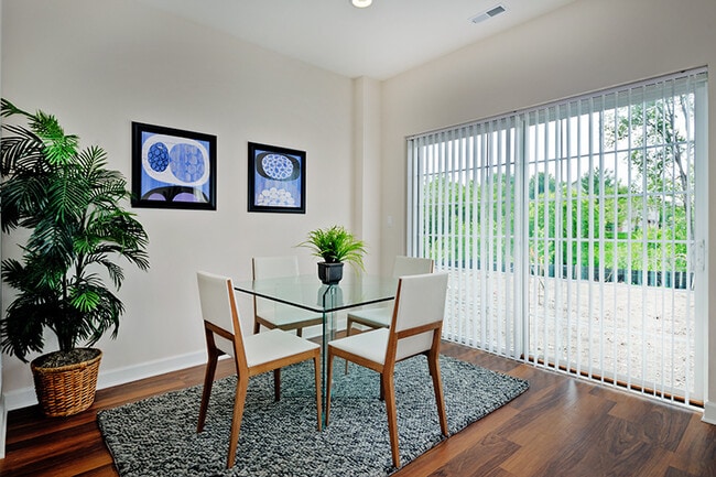 Photo - 1 Elm Creek Dr