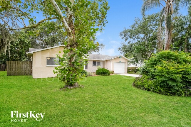 Photo - 2278 Hialeah St