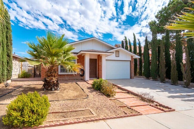 Photo - Adorable 4 bedroom, 2 bath in East El Paso!