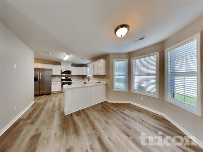 Photo - 800 Betsy Ross Trail