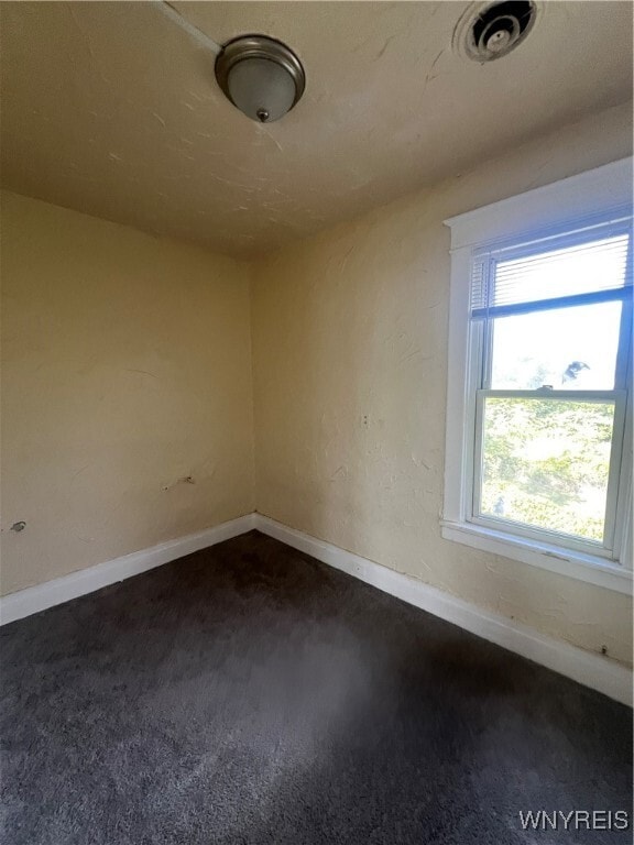 Photo - 80 Watson St