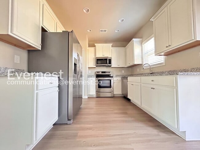 Photo - 4-Bed/2-Bath/Pet Friendly/Available Soon!