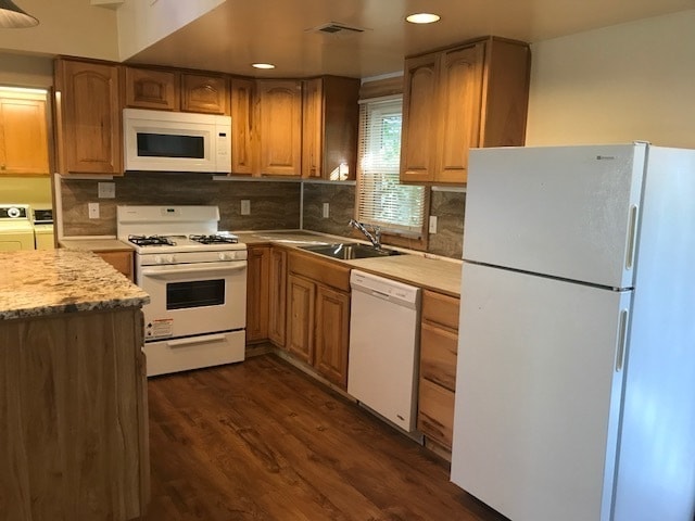 Photo - Welcome to your cabin home in the heart of the city!