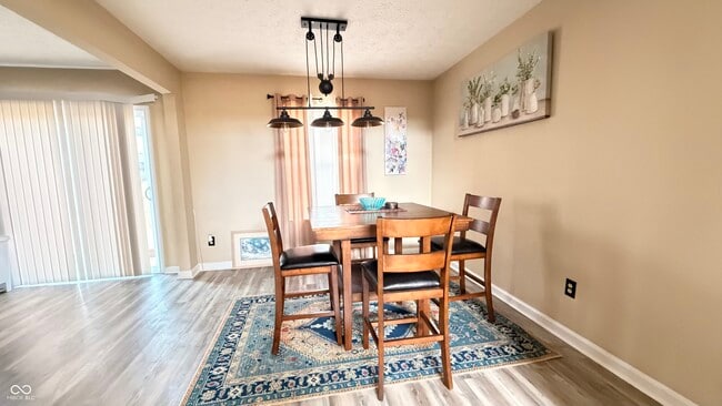 Photo - 6010 Lakeside Manor Ave