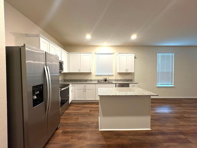 Photo - Open-Concept Living with Easy Access to I-10 & Loop 1604