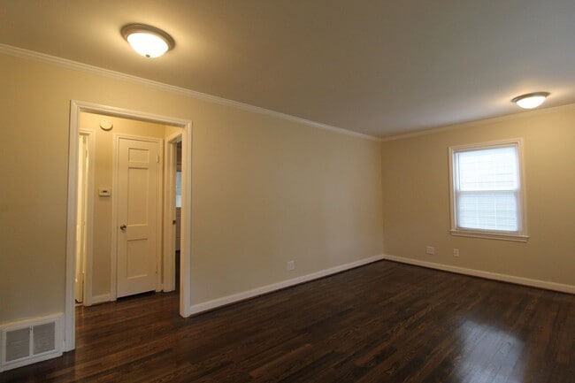 Photo - 2 Bedroom 1 Bath Home in Roeland Park