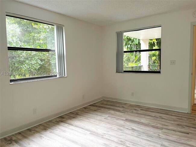 10161 W Sunrise Blvd Unit 203