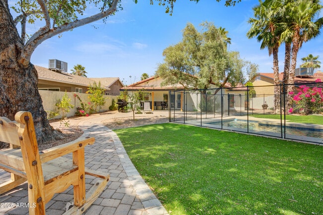 Photo - 6863 E Kelton Ln