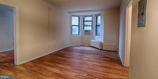 Building Photo - 3900 Chestnut St Unit 1B-924 Rental