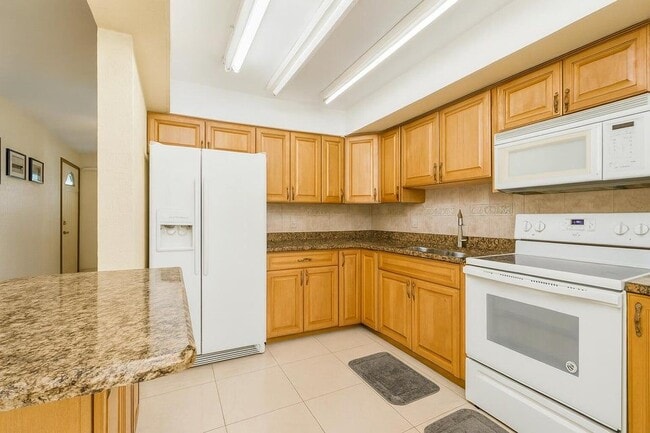 Photo - 2533 Dolphin Dr