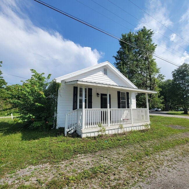 Photo - 9156 Crossville Hwy
