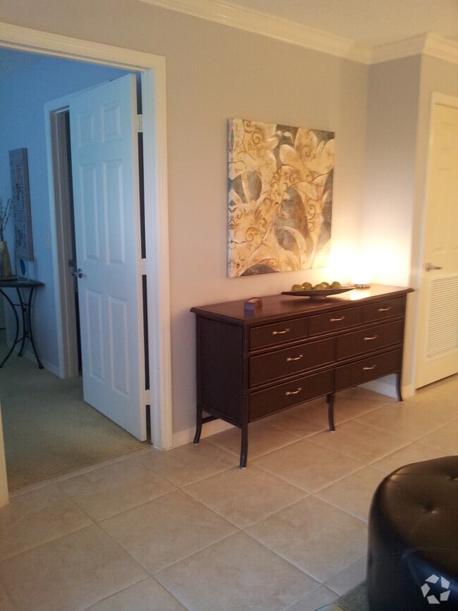 Building Photo - 4274 Calinda Ln Unit 243 Rental