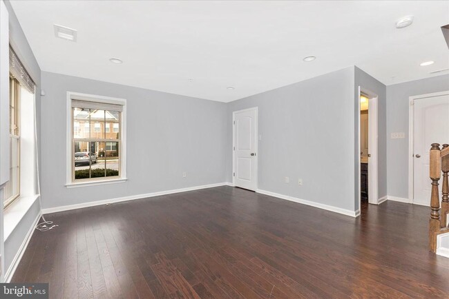 Photo - 15200 General Lafayette Blvd