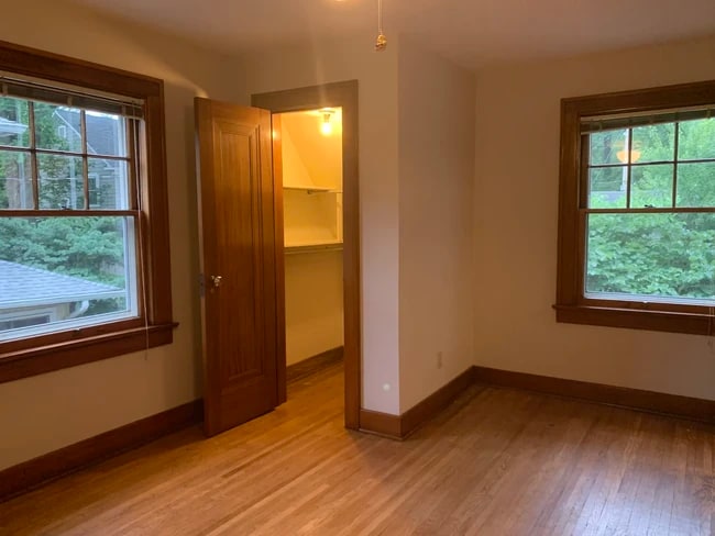 Photo - 705 S Fess Ave