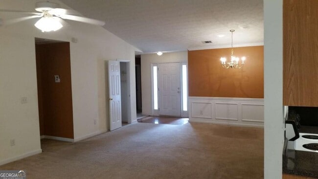 Photo - 5511 Walnut Ln