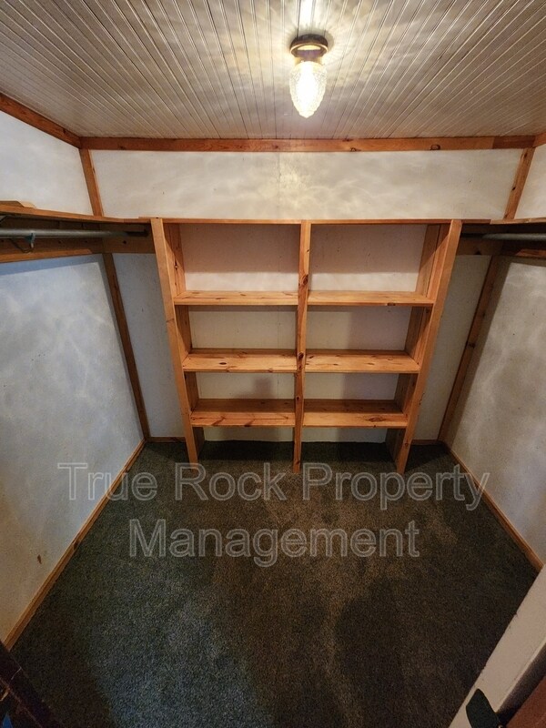 Photo - 304 W Main