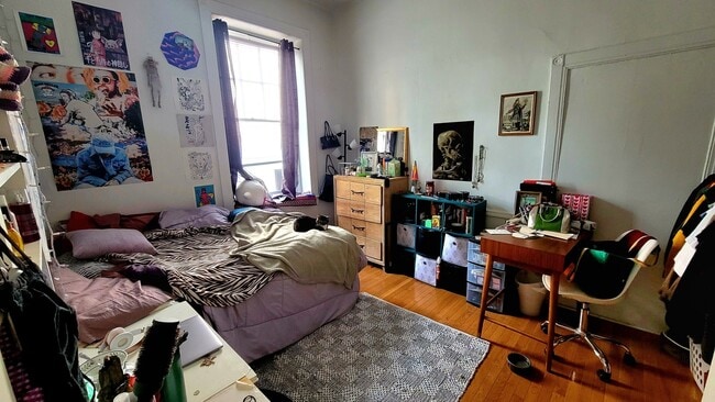 Photo - 421 W Grace St Unit 102