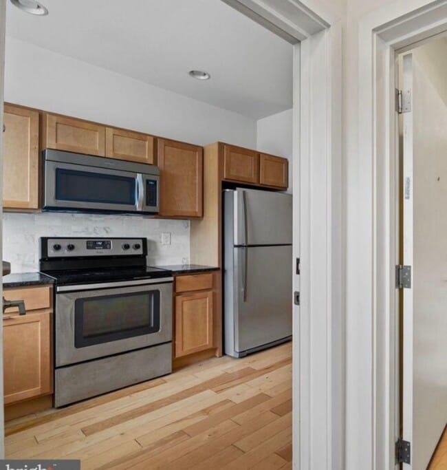 Photo - 506 W Master St Unit APT 1