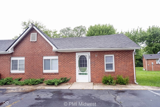 Building Photo - 2142 W US Hwy 40 Unit 11 Rental