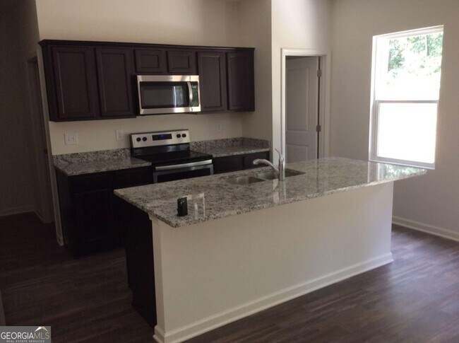 Photo - 7288 Emma Ct