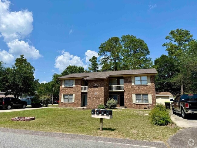 Building Photo - 4047 Fairway Dr Rental