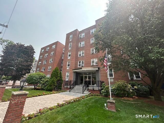 Photo - 39 Glenbrook Rd