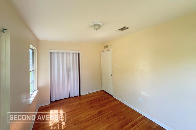 Photo - 5415 Heron Dr